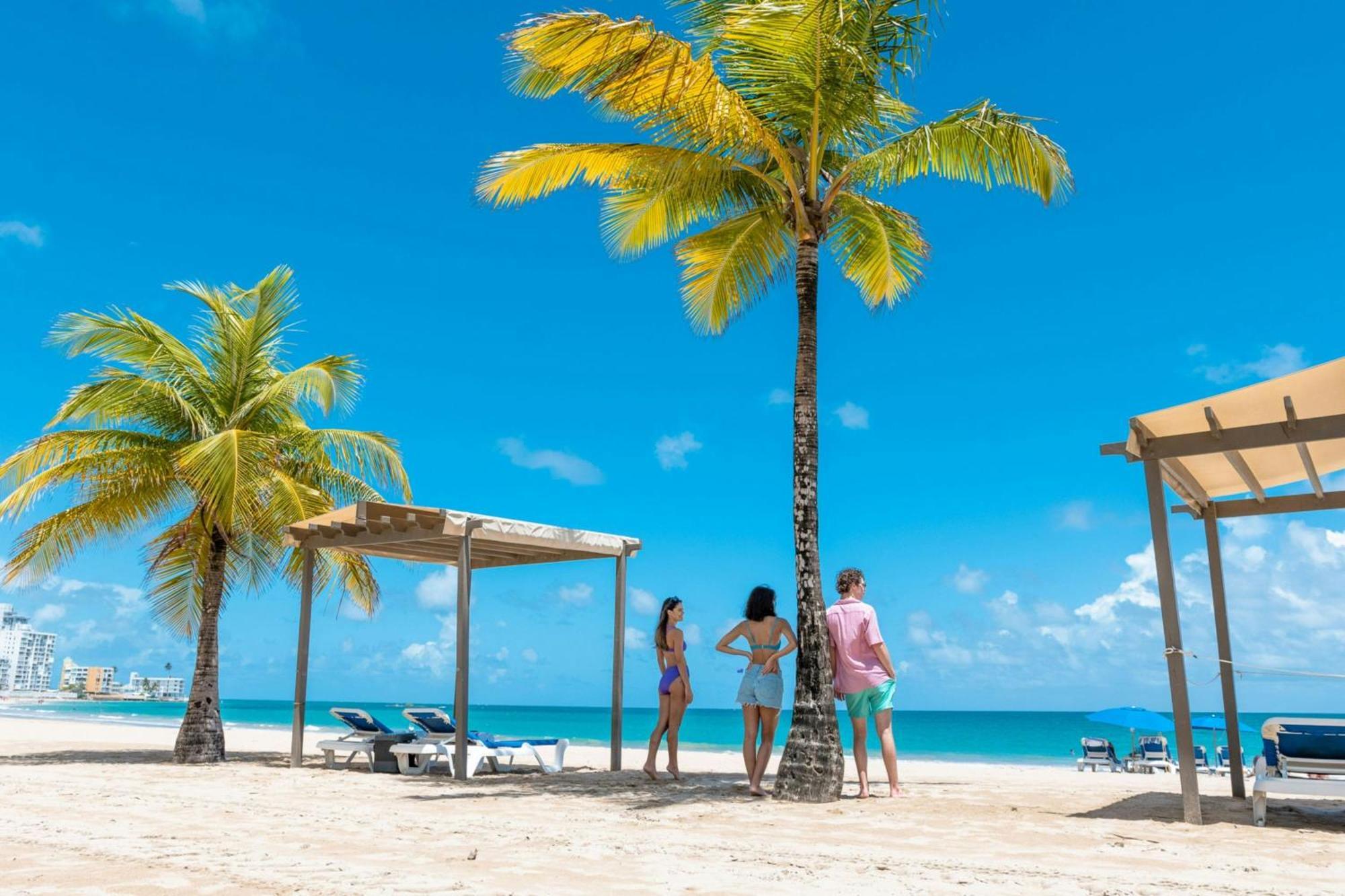 Courtyard By Marriott Isla Verde Beach Resort San Juan Extérieur photo