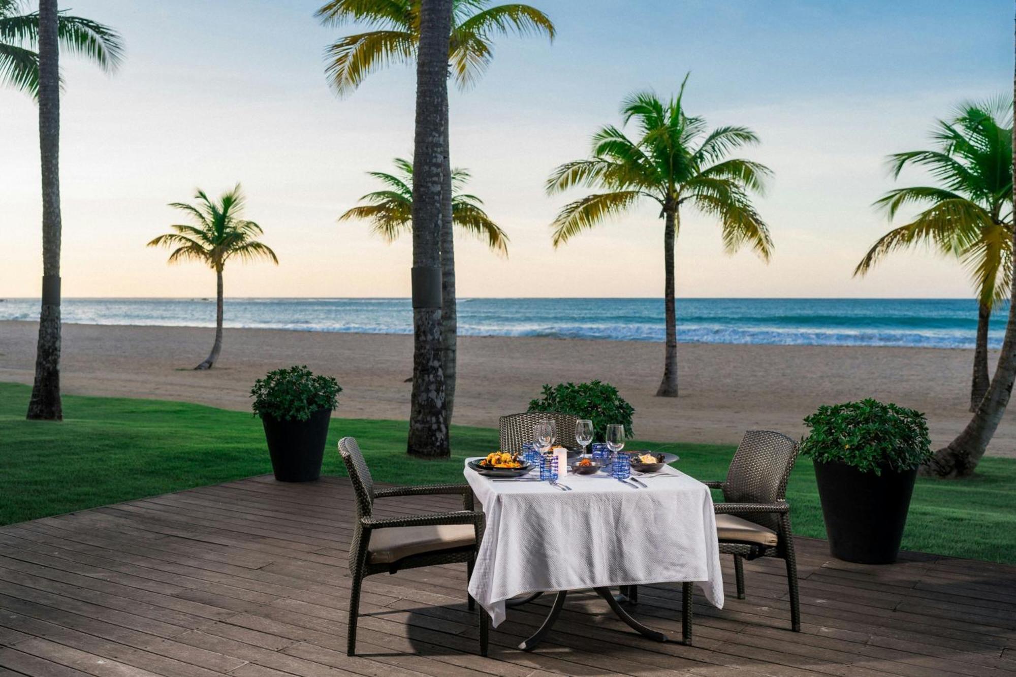 Courtyard By Marriott Isla Verde Beach Resort San Juan Extérieur photo