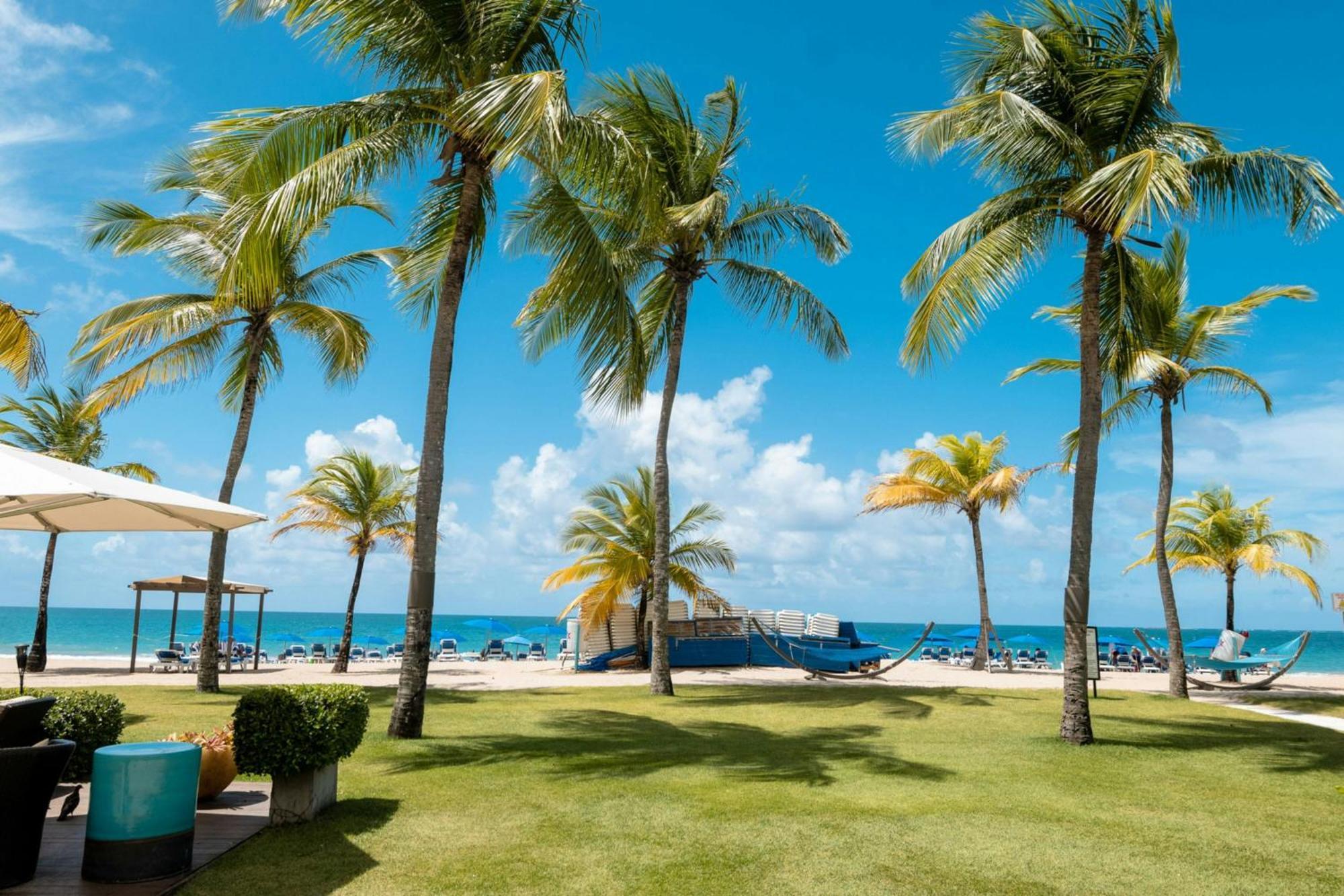Courtyard By Marriott Isla Verde Beach Resort San Juan Extérieur photo