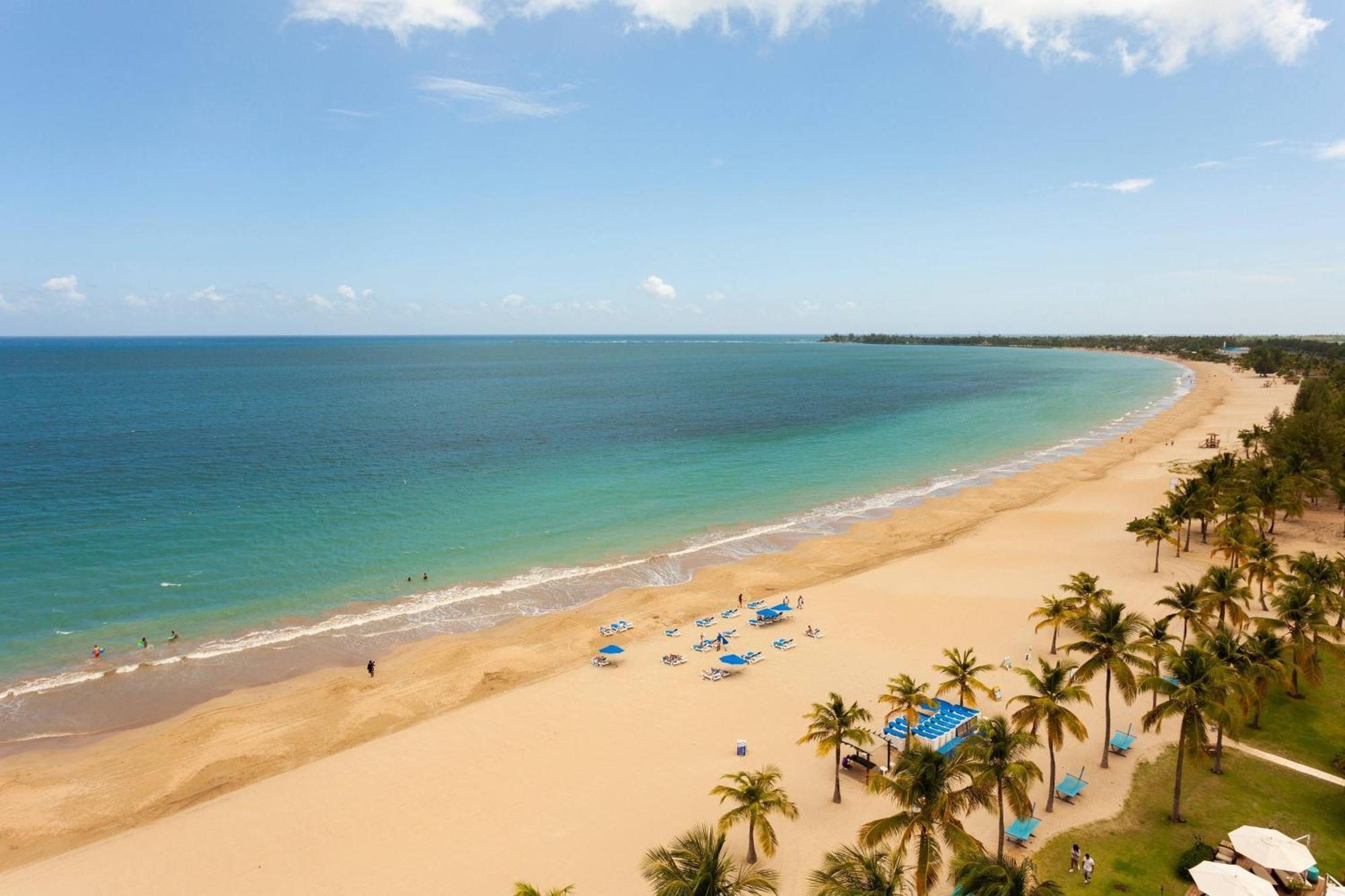Courtyard By Marriott Isla Verde Beach Resort San Juan Extérieur photo