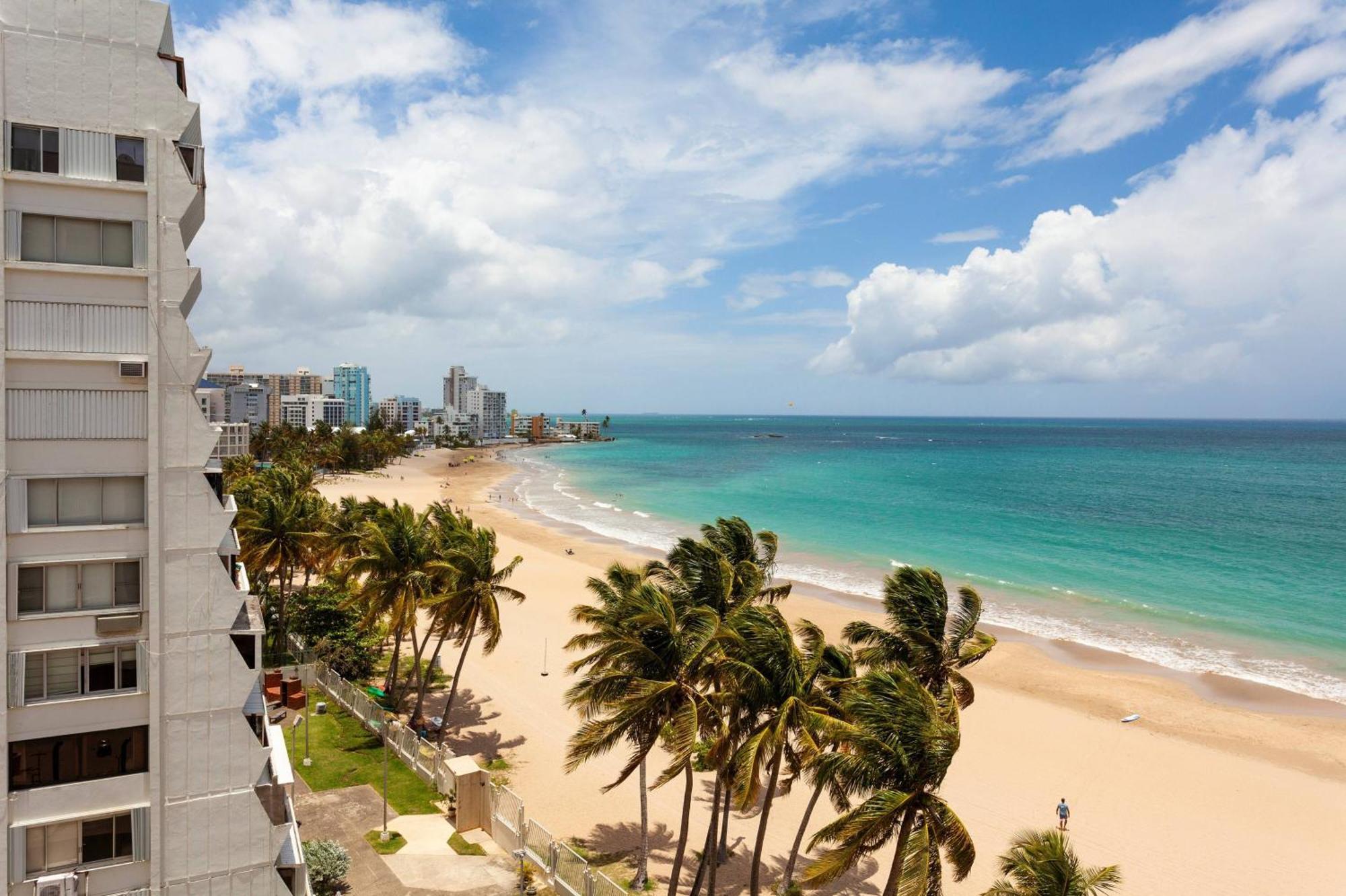 Courtyard By Marriott Isla Verde Beach Resort San Juan Extérieur photo