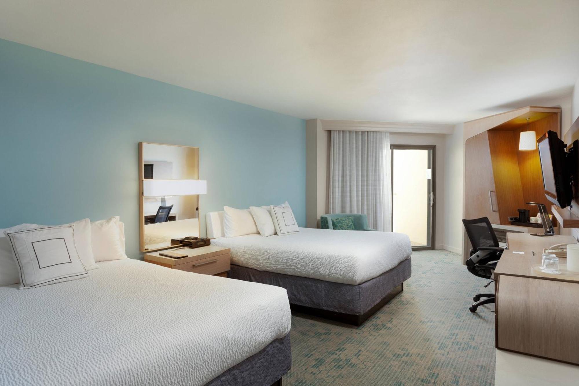 Courtyard By Marriott Isla Verde Beach Resort San Juan Extérieur photo