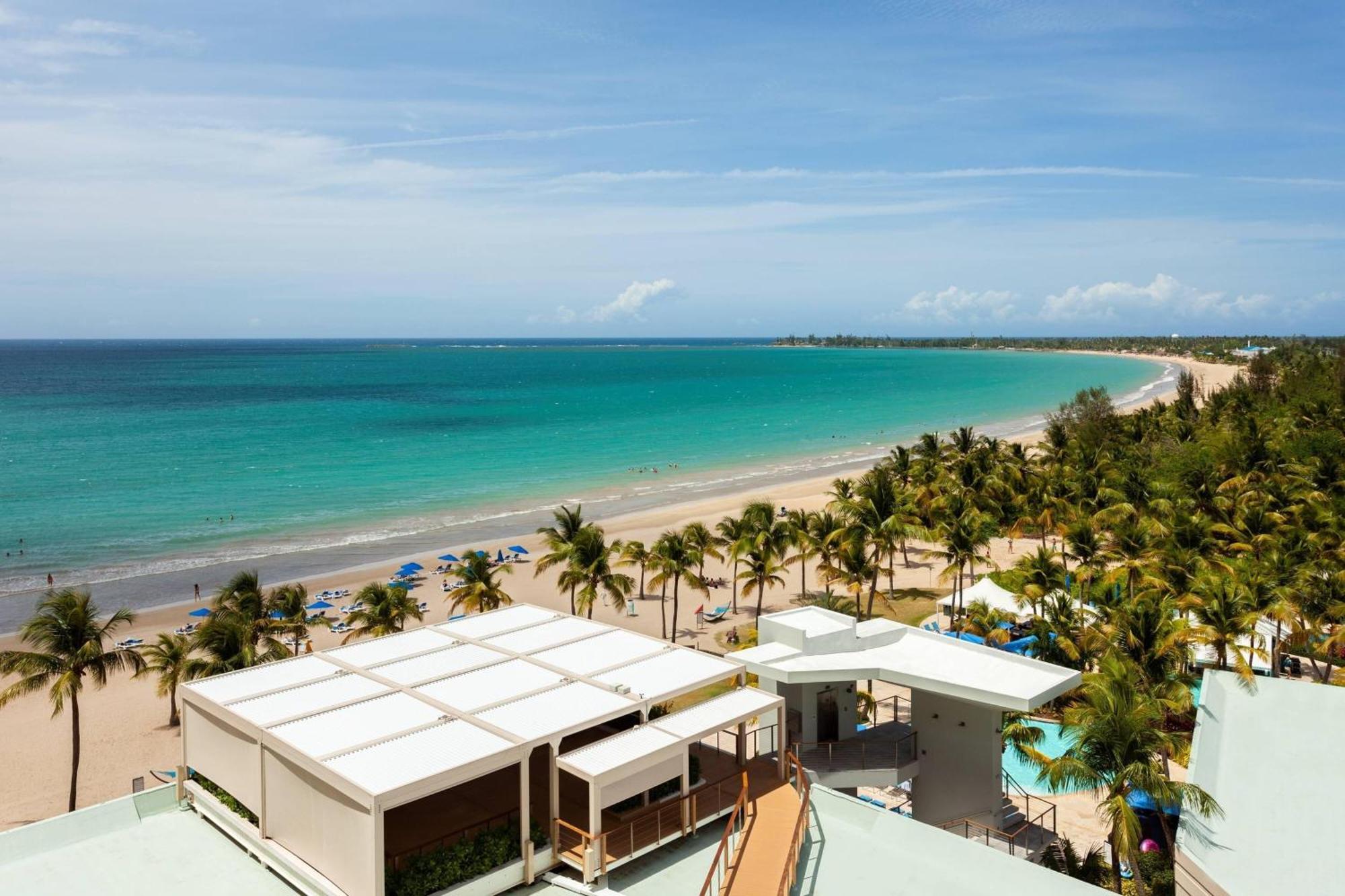 Courtyard By Marriott Isla Verde Beach Resort San Juan Extérieur photo