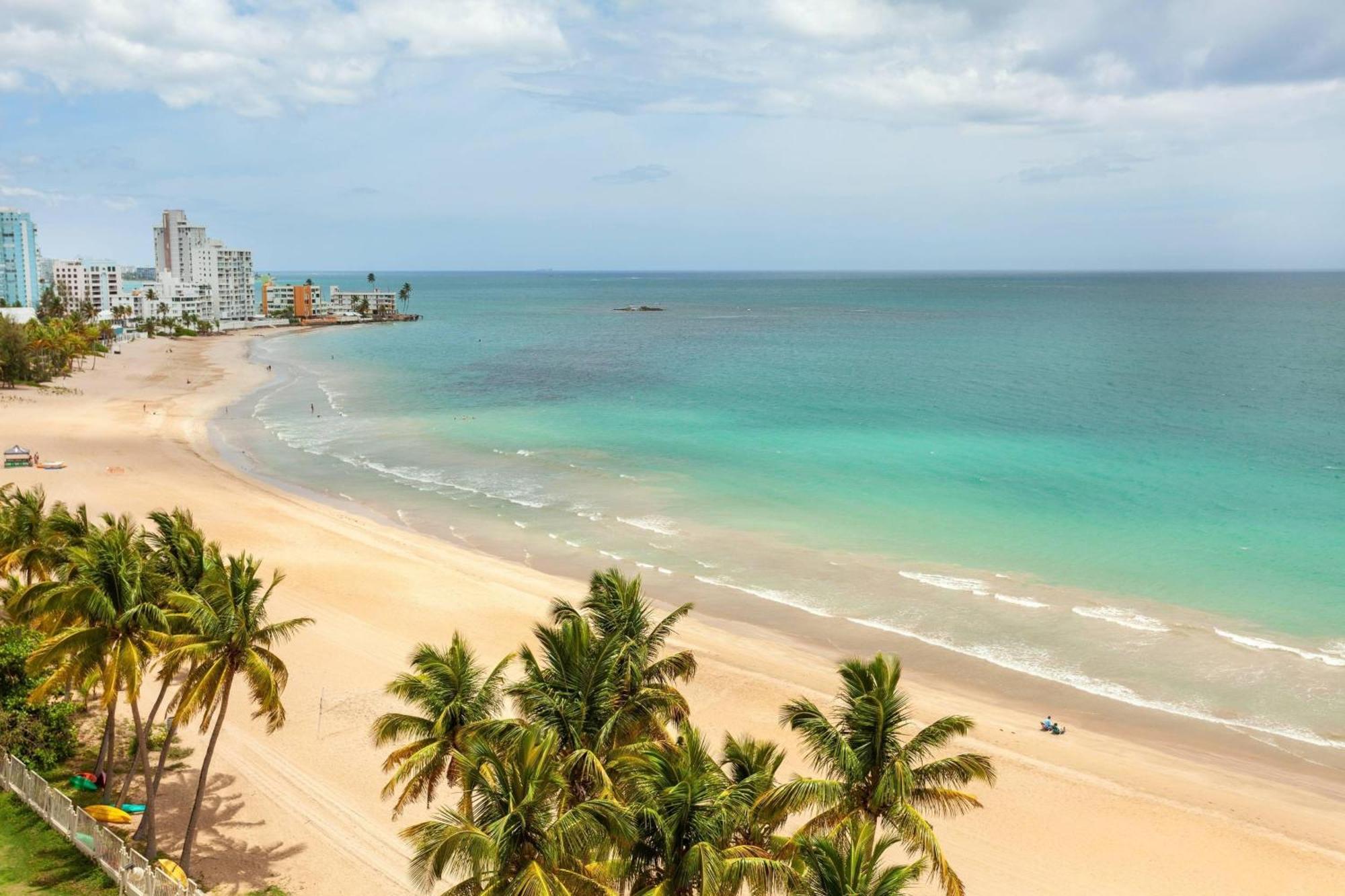 Courtyard By Marriott Isla Verde Beach Resort San Juan Extérieur photo